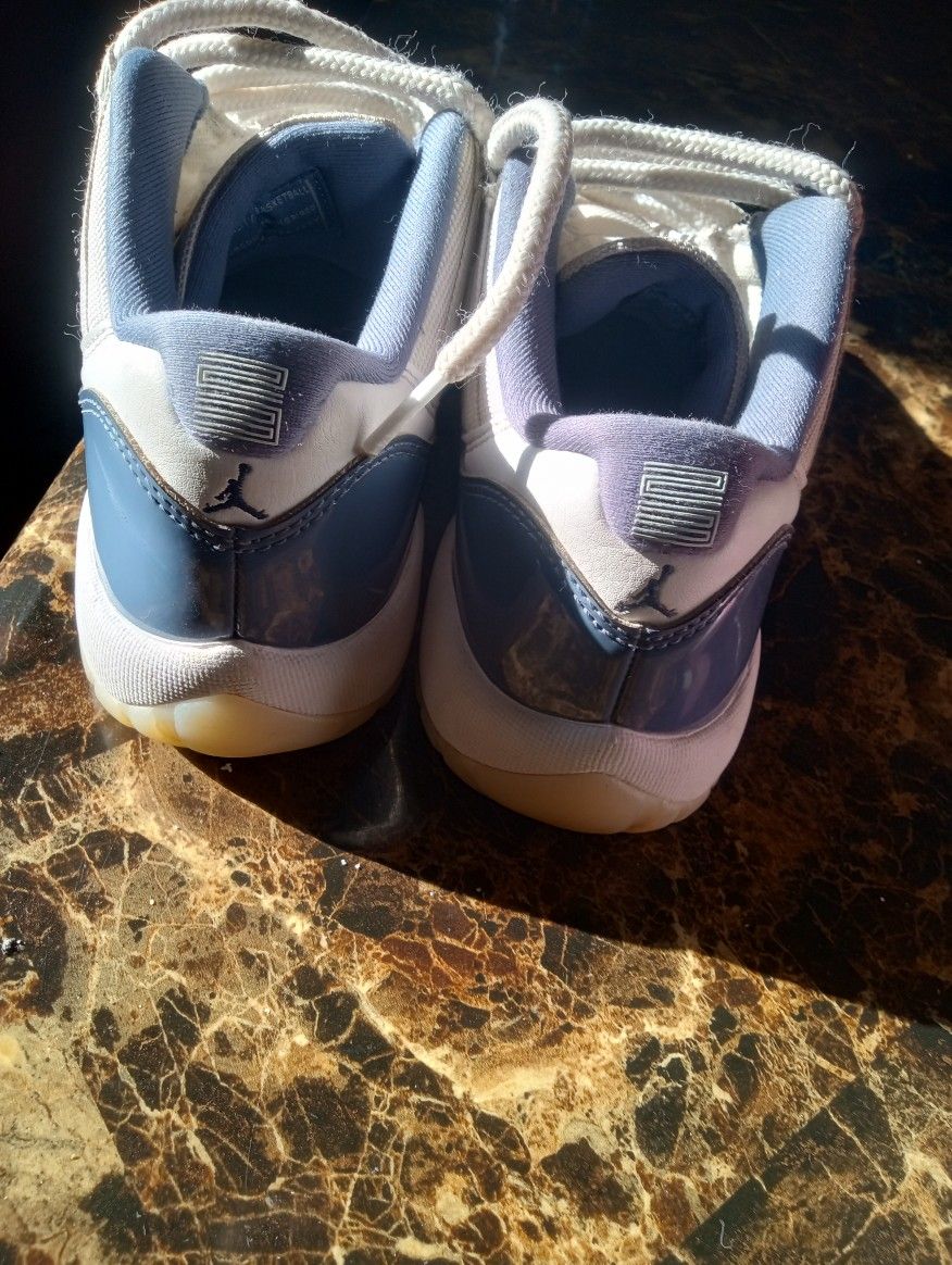 Jordan 11 Diffused Blue