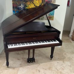 Howard Grand Piano Antique/vintage