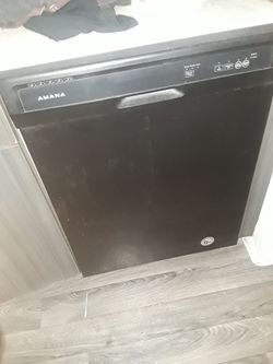 Amana Built-In Dishwasher Black
