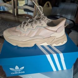 Adidas 6Y Or 8 Women 