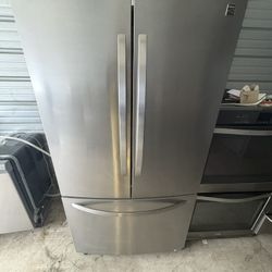 Stainless Steel French Door w/Bottom Drawer Freezer 