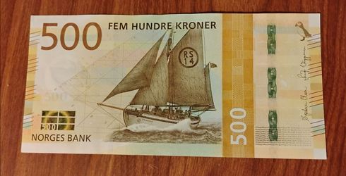 Norway Norwegian 500 Kroner bill banknote currency