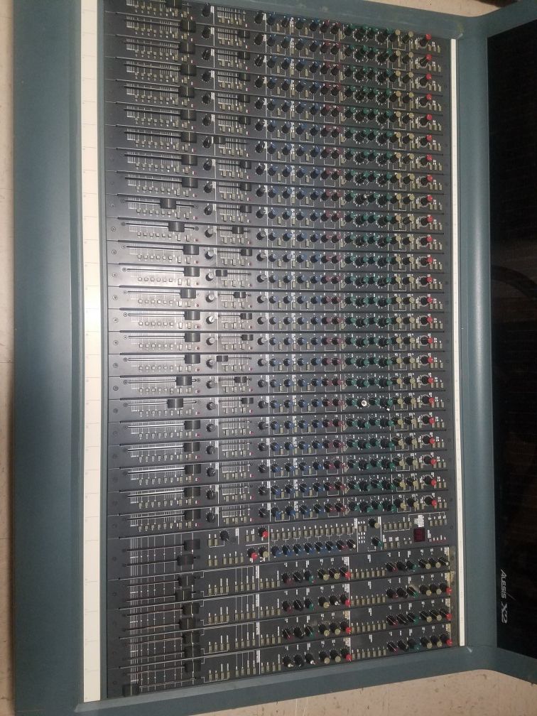 Alesis x2 mixer