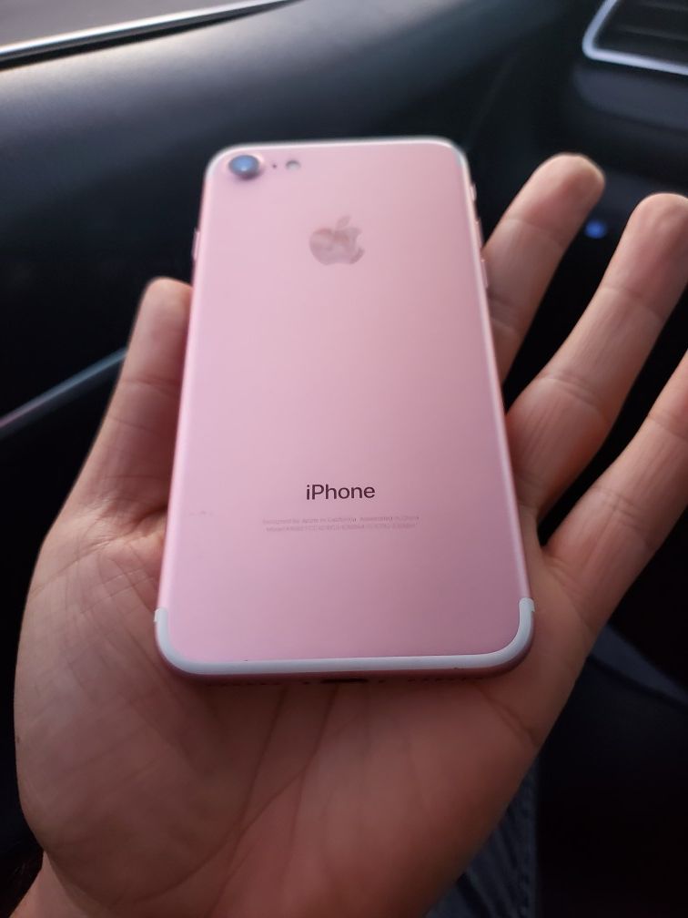 IPHONE 7 .32GB UNLOCK FOR ANY SIM