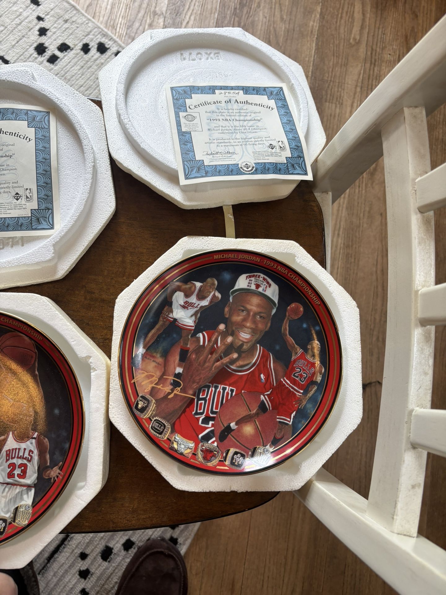Full Set of Michael Jordan Collector Plates, MINT CONDITION