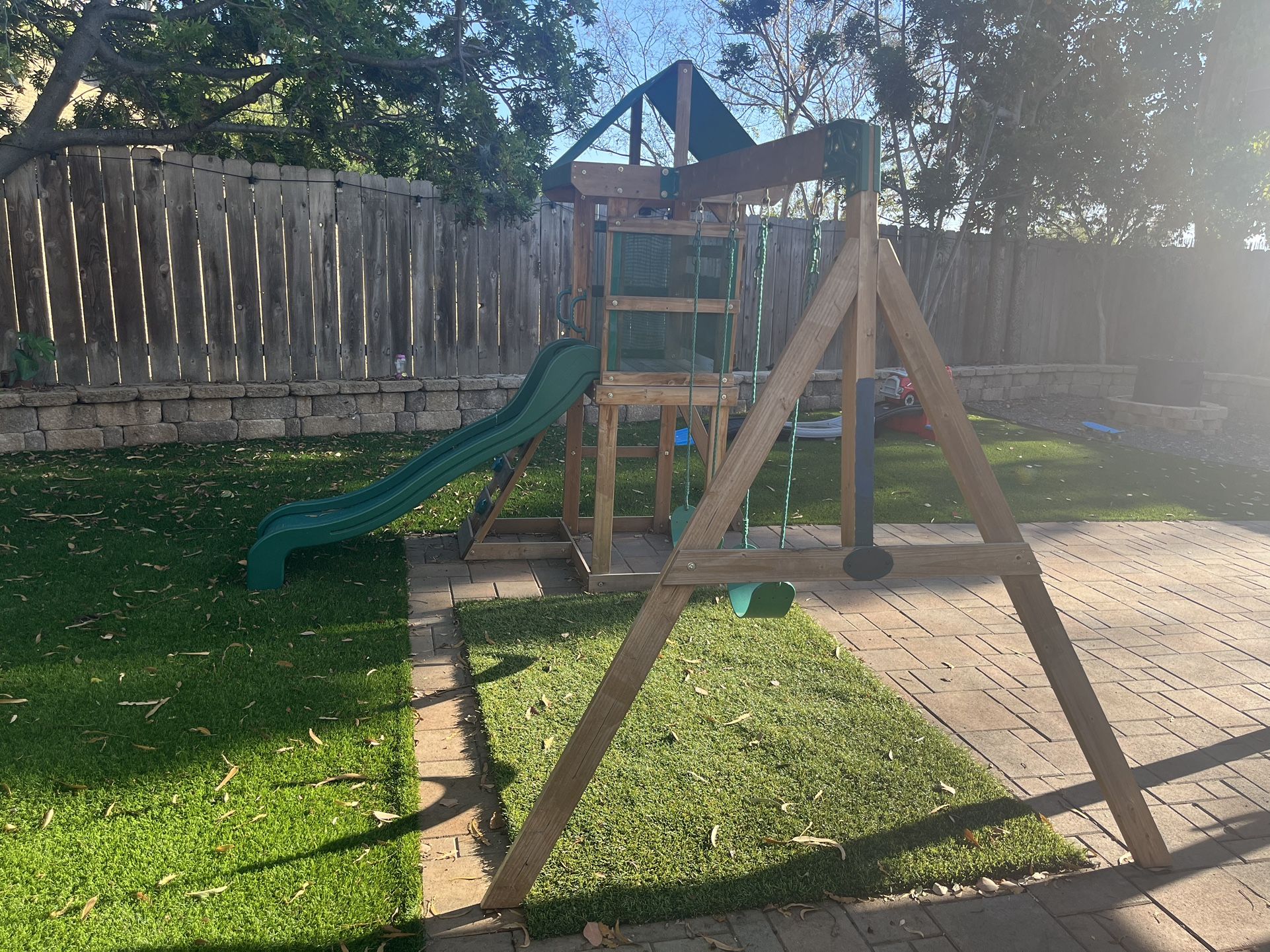 Backyard Discovery Buckley Hill Wooden Swing Set, for Sale in Chula