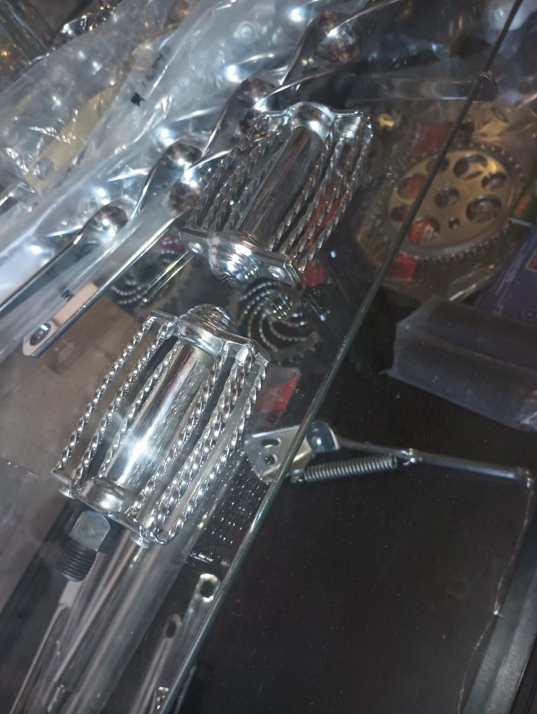 Twisted Pedals For Lowrider Bike