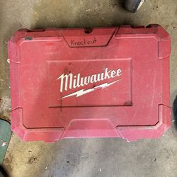 Milwaukee knockout