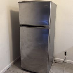 Whirlpool refrigerator