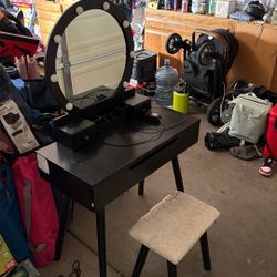 Compact  Vanity With Lights