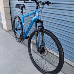 SCHWINN HYBRID BIKE 21 SPEEDS TIRE 700C 