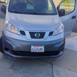 2013 Nissan Nv200