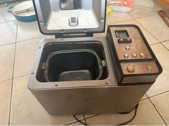 Cuisinart Bread maker machine