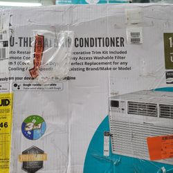 Air Conditioner 14k Btu Thru The Wall 220v 