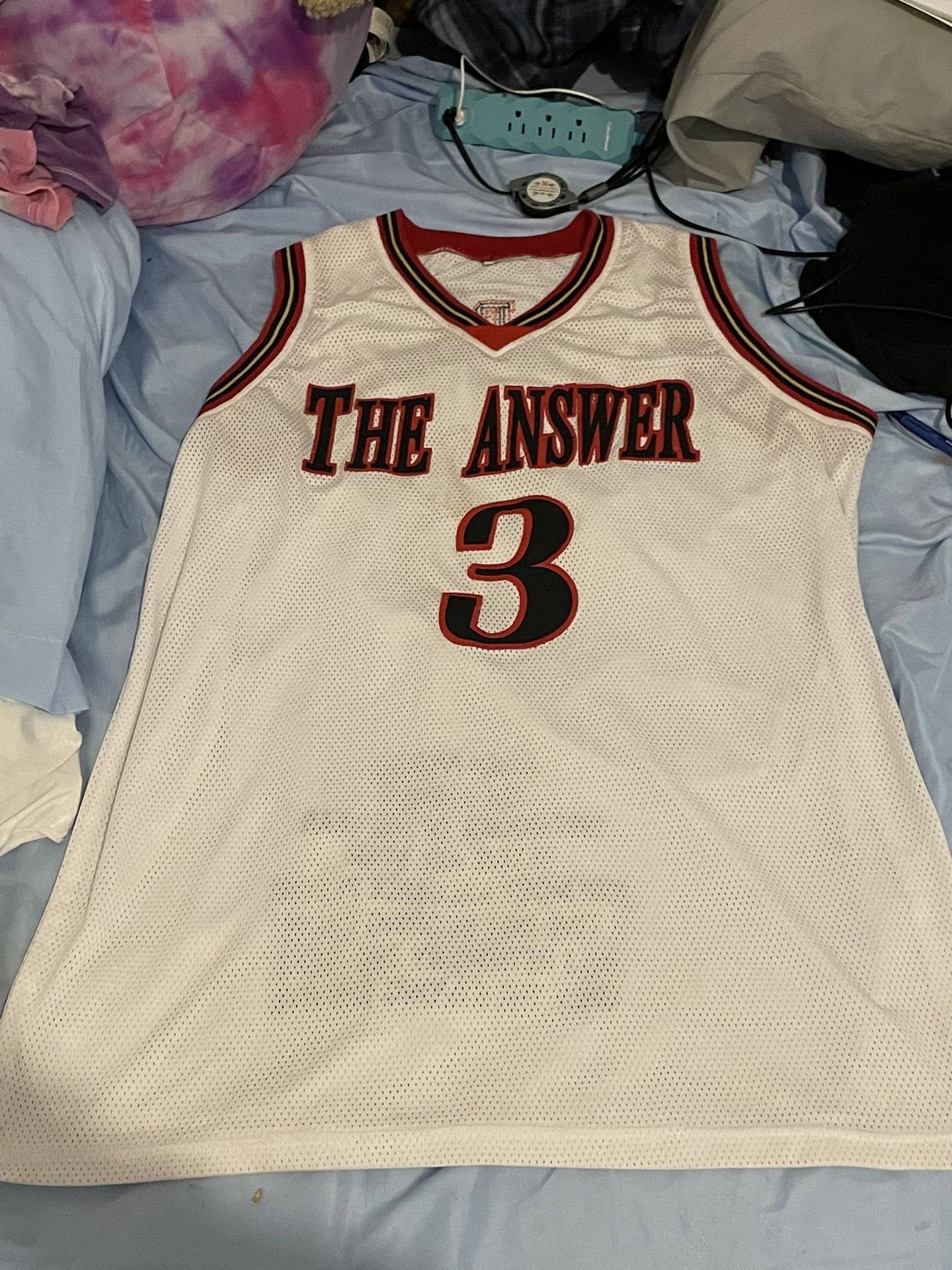 One Of A Kind Autographed Allen Iverson Jersey