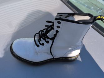Doc Martens Size 8 Cheap 30 Bucks