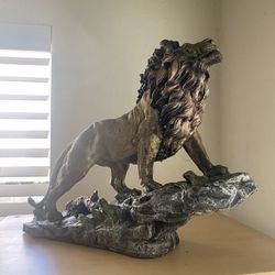 Leon Statue Collector Edition 