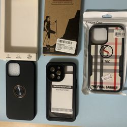 1 IPhone 13 & 2 iPhone 13 Pro Max Cases