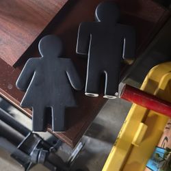 Gender Statues 