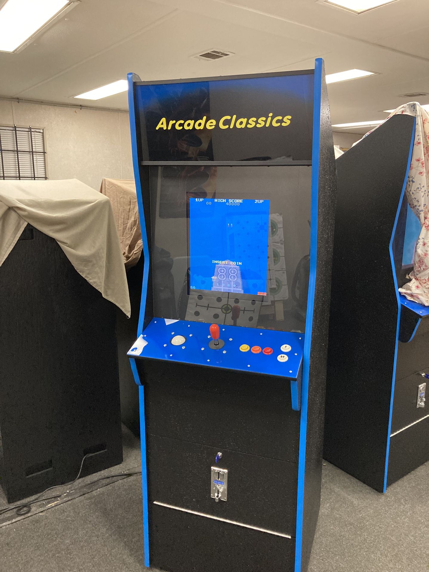 Full Size Arcade Machine With 60 Games