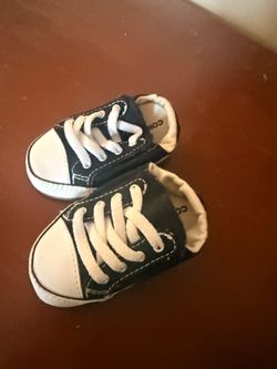 Baby converse size 2