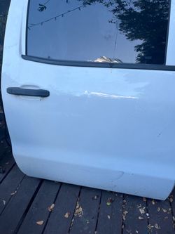 Chevy Tailgate and passenger door