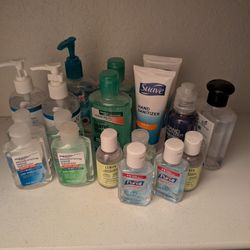 18 Bottles Of Hand Sanitizer 