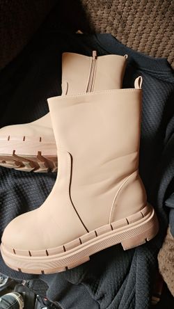 Size 9 Boots