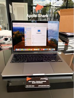 MacBook Pro 13” M1 Chip 16GB RAM 256SSD! 90 Day warranty! We offer financing.  Come visit our store Apple Shark Downtown for more options.