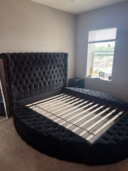 Queen bed