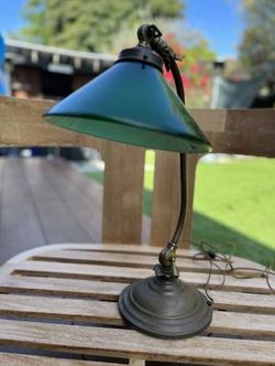 Vintage Brass & Green Glass Banker's Desk Lamp – Ornate Antique Style