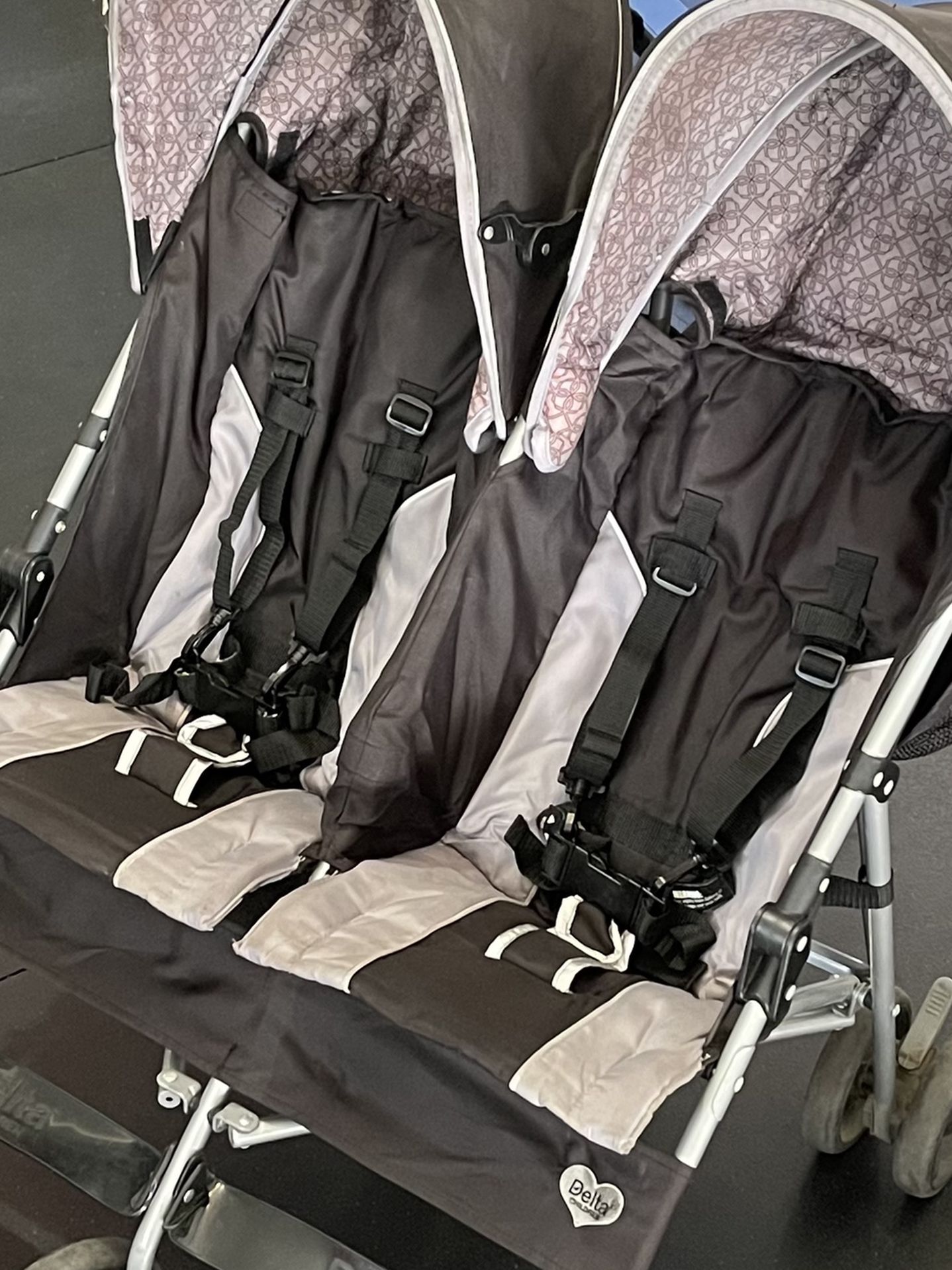 Delta Children’s Double Umbrella Stroller