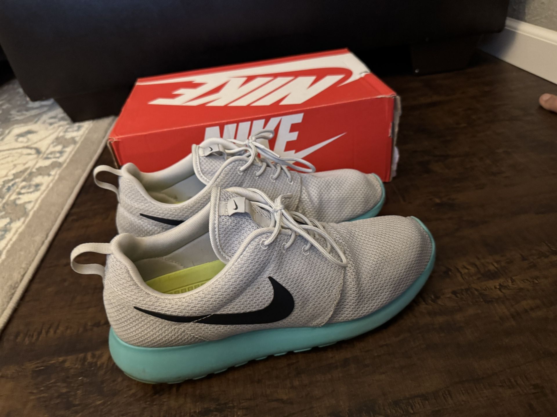 Nike Men's Low-Top Sneakers