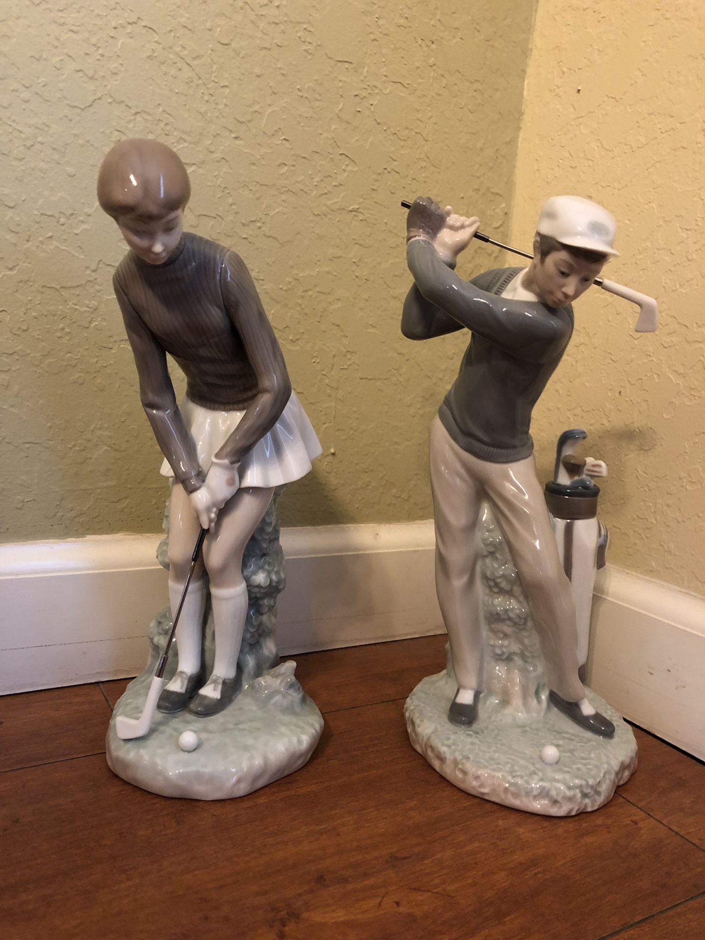 Lladro Figurine Male (4824) and Female (Retired-4851) Golfer