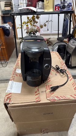 Bosch Tassimo TAS1000UC Coffee Maker Single Serve T-Disc