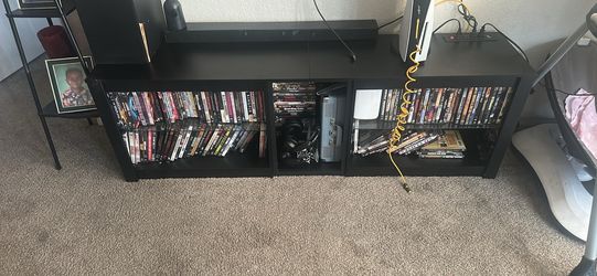 Entertainment dresser