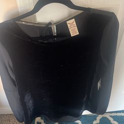 Women Top Size S