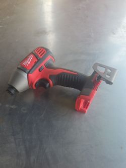Milwaukee  impact cordless new