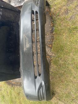 2002-2006 Toyota Camry hood and bumper