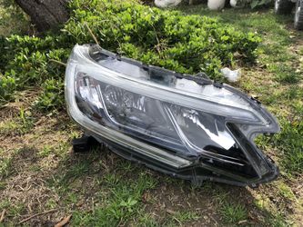 2015 Honda CR-V headlight passenger