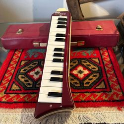 PIANO ANTIGUO MELÓDICO HORNER # 27