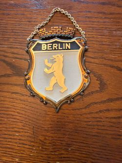 Plastic Berlin Crest Decoration