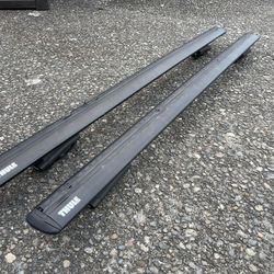 Thule WingBar Evo Crossbars & Thule Rapid Crossroad Foot Pack