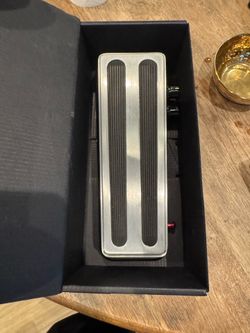 Crybaby custom wah WITH BOX