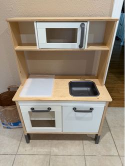 IKEA Kids DUKTIG Play Kitchen