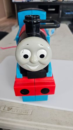 Thomas the Train - Case with magnet cars