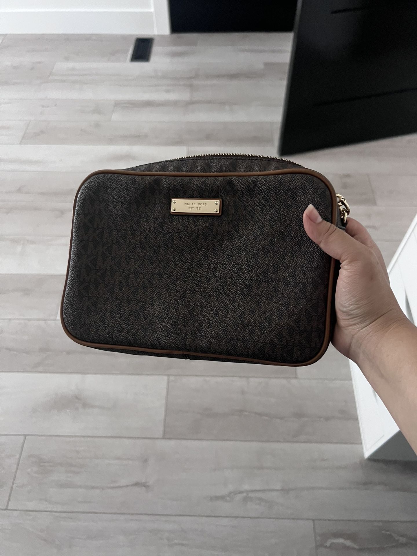 MICHAEL KORS Crossbody Bag
