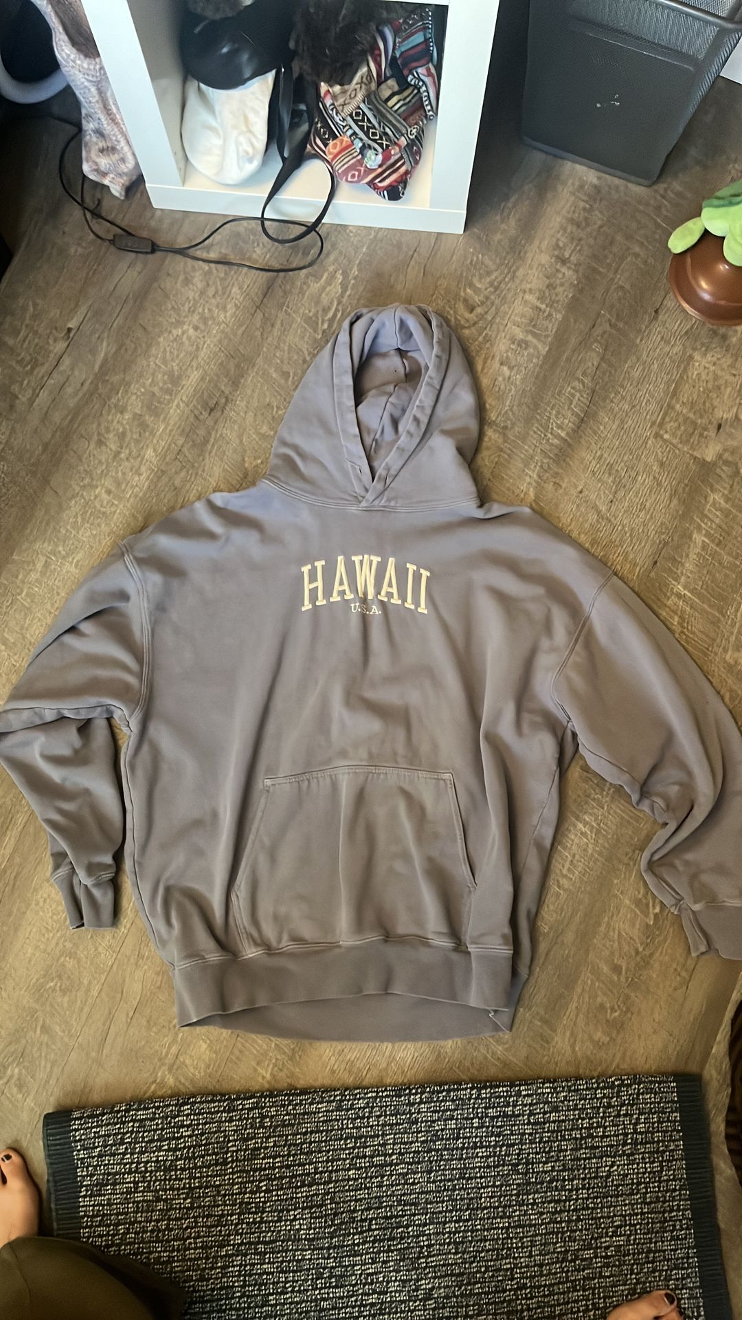Brandy Melville Hawaii Hoodie