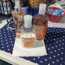 Bath And Body Works Pink Grapefruit And Orange Sapphire Body Spray Set