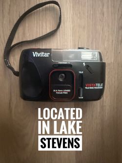 Vivitar Vista Tele w/ case (point & shoot film camera)